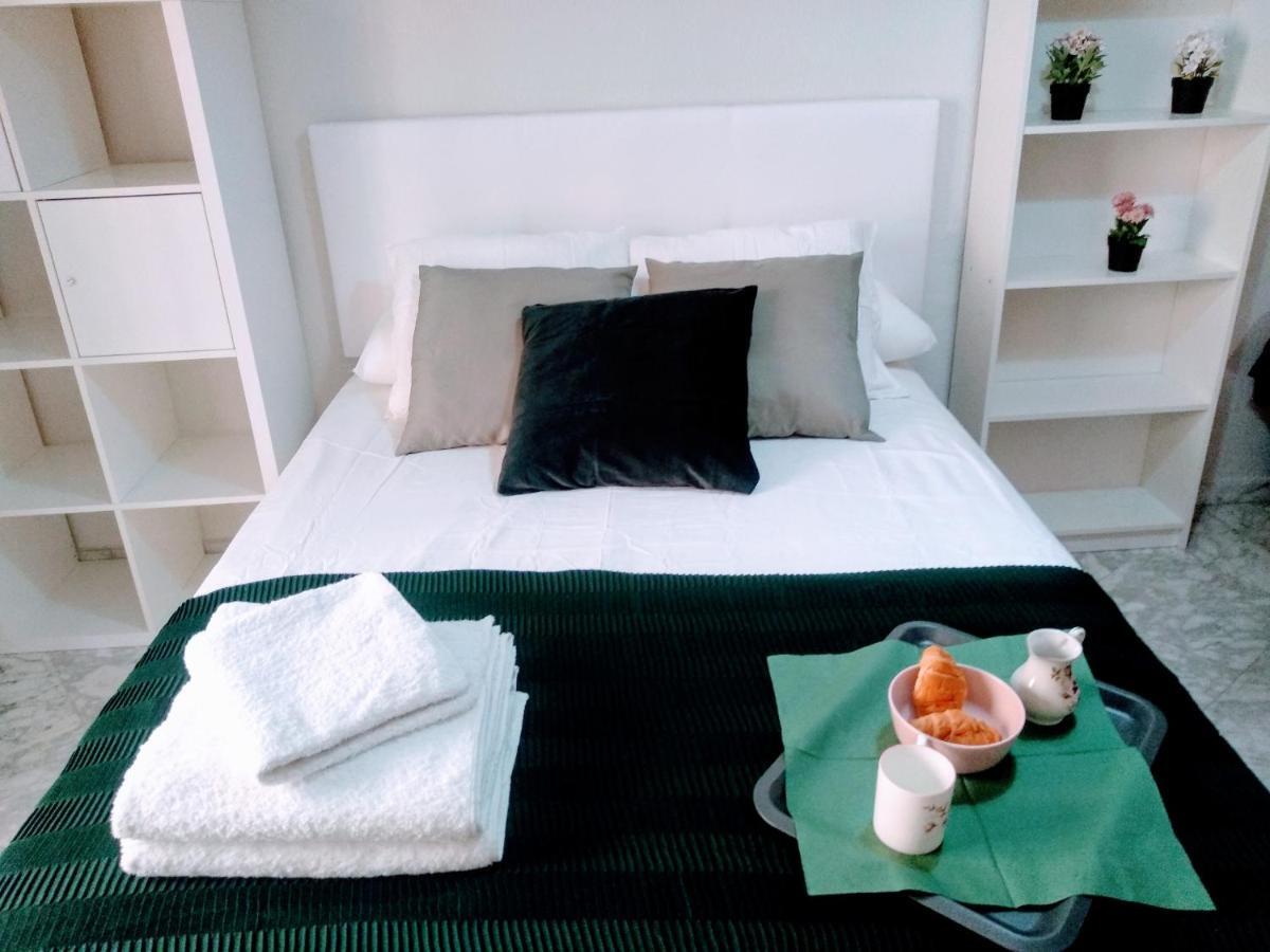Wish Suite Central De Sevilla Extérieur photo